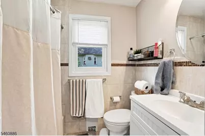 212 Hancox Ave, Nutley, NJ 07110 - Photo 13