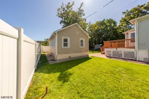 166 Victor St, Franklin Township, NJ 08873 - Photo 9