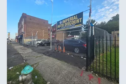 815 S Orange Ave, East Orange, NJ 07018 - Photo 1