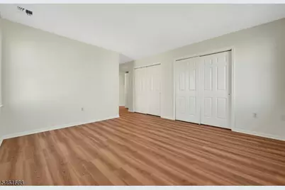 105 Quartz Ln, Paterson, NJ 07501 - Photo 13