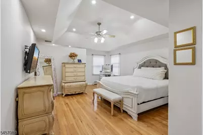 2 Lisa Ln, East Hanover Township, NJ 07936 - Photo 17