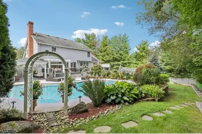2 Lisa Ln, East Hanover Township, NJ 07936 - Photo 31