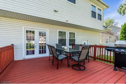 576 Richfield Ave, Kenilworth, NJ 07033 - Photo 35