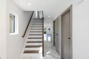13 Columbus Ave, Edison Twp., NJ 08817 - Photo 5