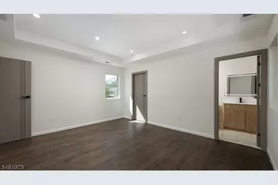 13 Columbus Ave, Edison Twp., NJ 08817 - Photo 19