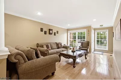 16 Magnolia Way, North Haledon, NJ 07508 - Photo 3