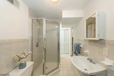 8 Judith Pl, Wayne, NJ 07470 - Photo 41