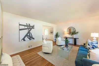 8 Judith Pl, Wayne, NJ 07470 - Photo 5