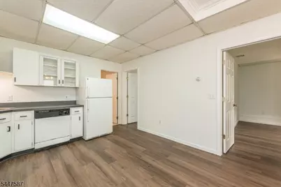 1 Evergreen Dr, Chester, NJ 07930 - Photo 29