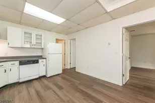 1 Evergreen Dr, Chester, NJ 07930 - Photo 29