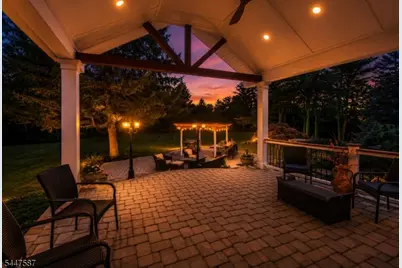 1 Evergreen Dr, Chester, NJ 07930 - Photo 7