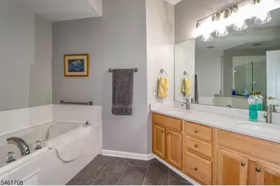 2101 Avery Ct #2101, Franklin Township, NJ 08873 - Photo 23