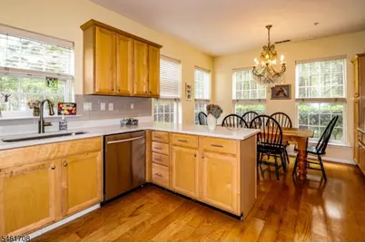 2101 Avery Ct #2101, Franklin Township, NJ 08873 - Photo 15