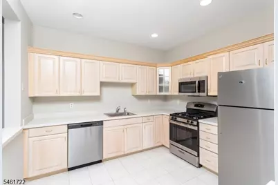 5 Wiley Ct, Parsippany, NJ 07950 - Photo 5
