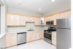 5 Wiley Ct, Parsippany, NJ 07950 - Photo 5