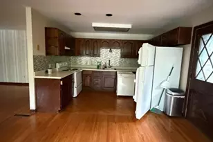 530 Stanhope Rd, Byram Township, NJ 07871 - Photo 3