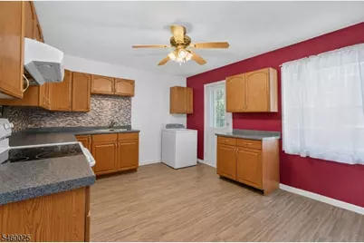 24 Presidential Dr, Washington Boro, NJ 07882 - Photo 7