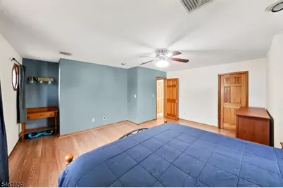 126 Martin Dr, South Plainfield, NJ 07080 - Photo 9