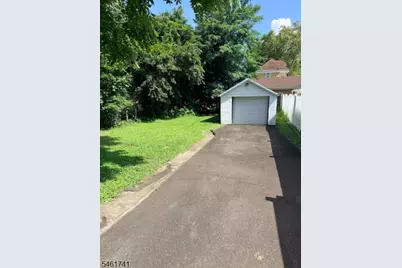 1525 Bond St, Hillside, NJ 07205 - Photo 3