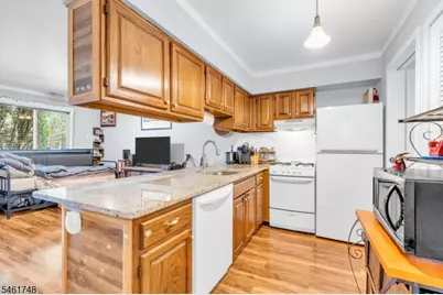 3 Beaver Creek Dr #7, Vernon, NJ 07462 - Photo 3