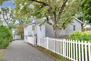 15 Crescent Ave, Totowa, NJ 07512 - Photo 3