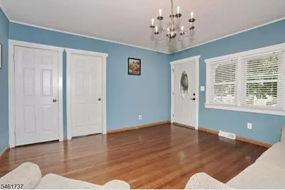 15 Crescent Ave, Totowa, NJ 07512 - Photo 7