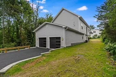 300 Boonton Tpke, Lincoln Park, NJ 07035 - Photo 3