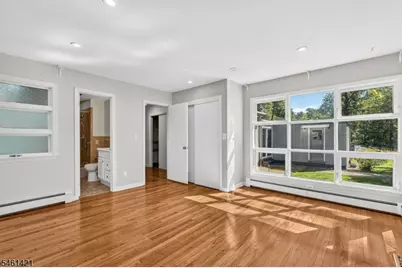 879 Vosseller Ave, Bridgewater, NJ 08836 - Photo 15