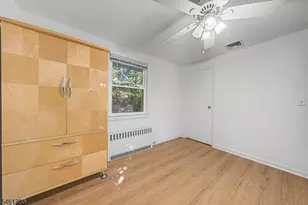 41 Charwalt Dr, Hawthorne, NJ 07506 - Photo 25