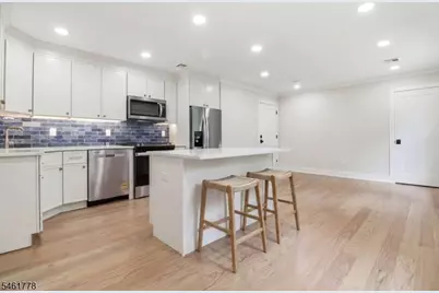 134 Snyder Ave #A, Berkeley Heights Township, NJ 07922 - Photo 3