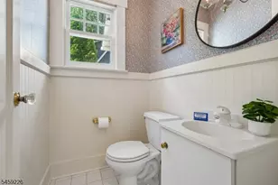 104 Wildwood Ave, Montclair, NJ 07043 - Photo 17