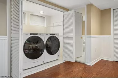 104 Wildwood Ave, Montclair, NJ 07043 - Photo 27
