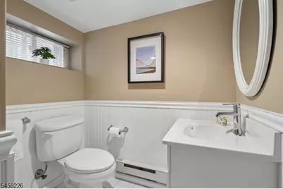 104 Wildwood Ave, Montclair, NJ 07043 - Photo 25