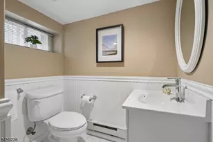 104 Wildwood Ave, Montclair, NJ 07043 - Photo 25
