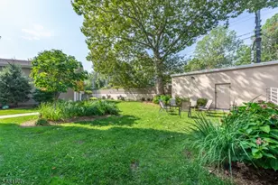 530 Valley Rd, Montclair, NJ 07043 - Photo 25