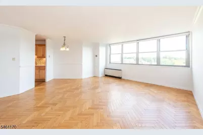 530 Valley Rd #7Z, Montclair, NJ 07043 - Photo 7