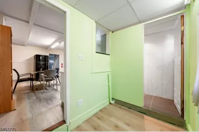 25 Evans Ave, Trenton, NJ 08638 - Photo 11