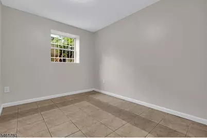 914 S 18th St, Newark, NJ 07108 - Photo 11