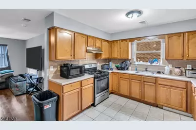 914 S 18th St, Newark, NJ 07108 - Photo 13