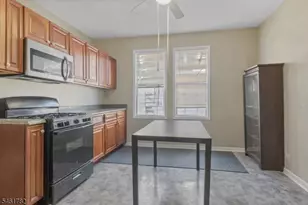 105 Huntington Terrace, Newark, NJ 07112 - Photo 15