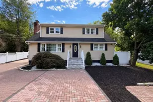 459 Franklin Blvd, Franklin Township, NJ 08873 - Photo 1