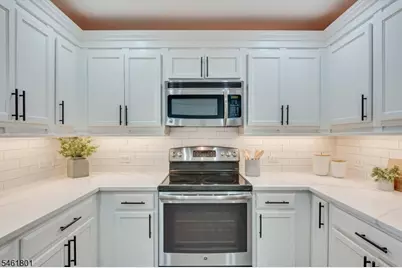1 Carriage City Plz #1513, Rahway, NJ 07065 - Photo 7