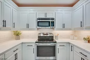 1 Carriage City Plz, Rahway, NJ 07065 - Photo 7