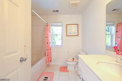 25 Ferromonte Ave, Roxbury Township, NJ 07847 - Photo 17