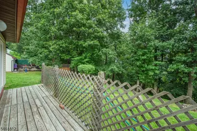 40 Livingston Ave, Dover, NJ 07801 - Photo 17