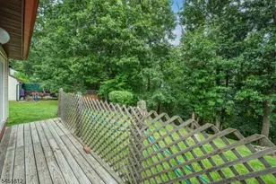 40 Livingston Ave, Dover, NJ 07801 - Photo 17