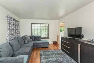 40 Livingston Ave, Dover, NJ 07801 - Photo 3