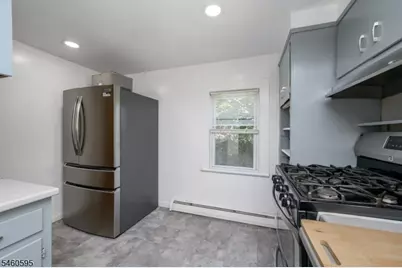 90 Edison Ave, Nutley Twp., NJ 07110 - Photo 15