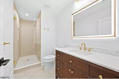 8 Roosevelt Ter, Livingston, NJ 07039 - Photo 21
