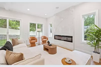 8 Roosevelt Ter, Livingston, NJ 07039 - Photo 11
